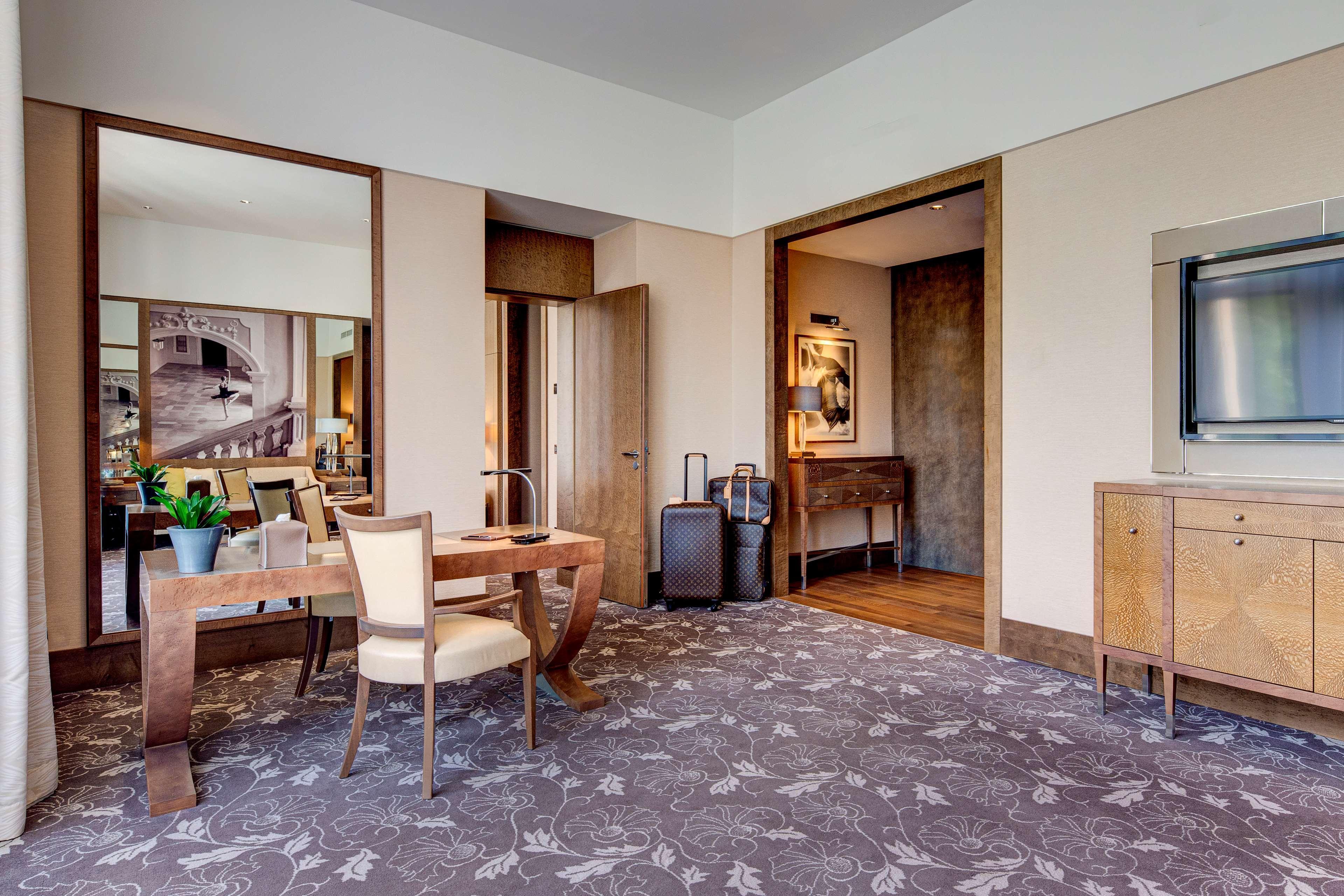 Anantara Palais Hansen - Newly Renovated 5* Vídeň